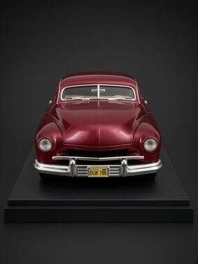 Muscle Machines 1:18 Diecast 1949 Mercury Custom Pharaohs Car Club Kustom